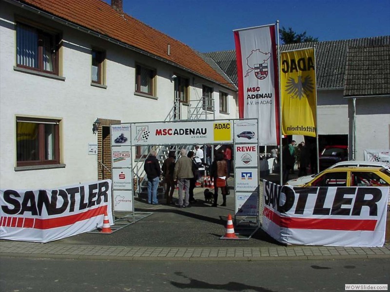 P1010077-1024